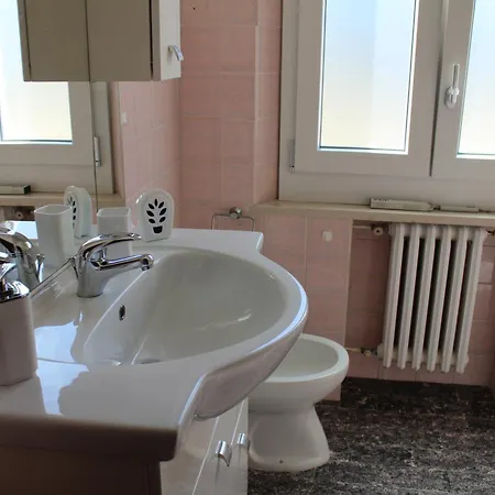La Casa Al Mare Appartement *
